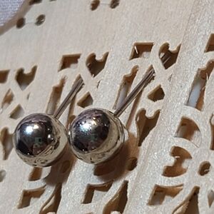 Ladies Earrings For Sale